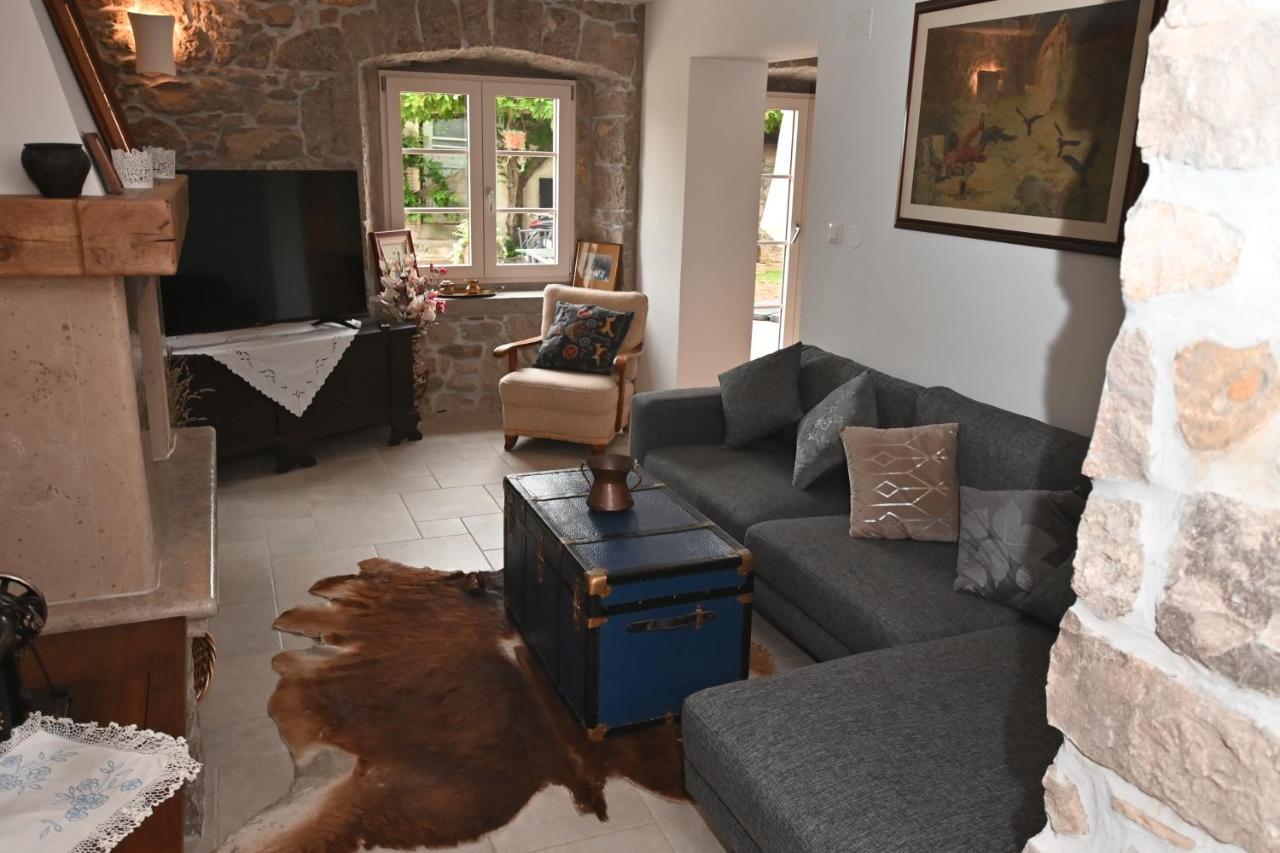 Villa Mavrici, Neighbors Free Buzet Eksteriør bilde