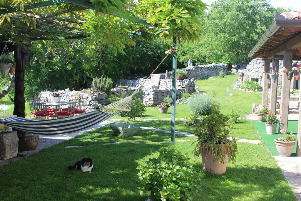 Villa Mavrici, Neighbors Free Buzet Eksteriør bilde